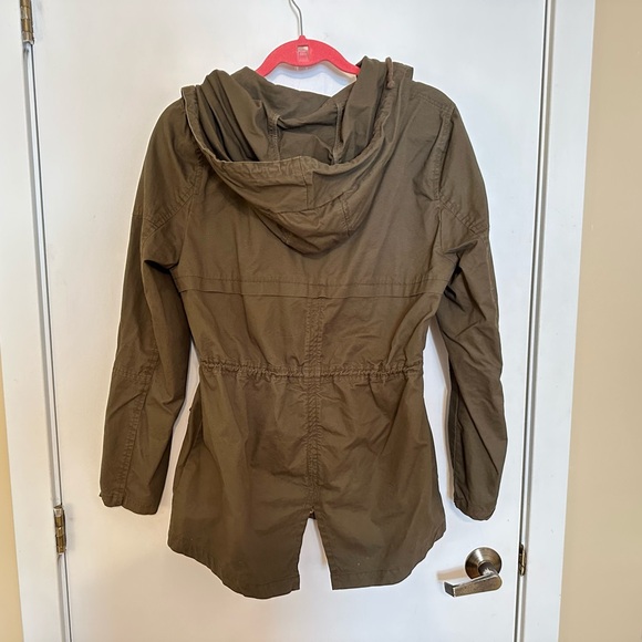 army green jacket - Picture 4 of 5